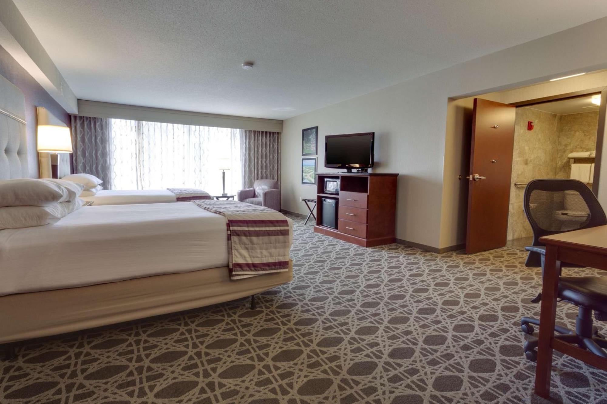 Drury Inn & Suites בסילבר ספרינג מראה חיצוני תמונה