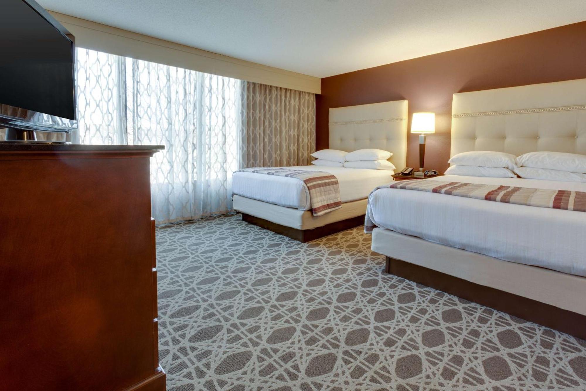 Drury Inn & Suites בסילבר ספרינג מראה חיצוני תמונה